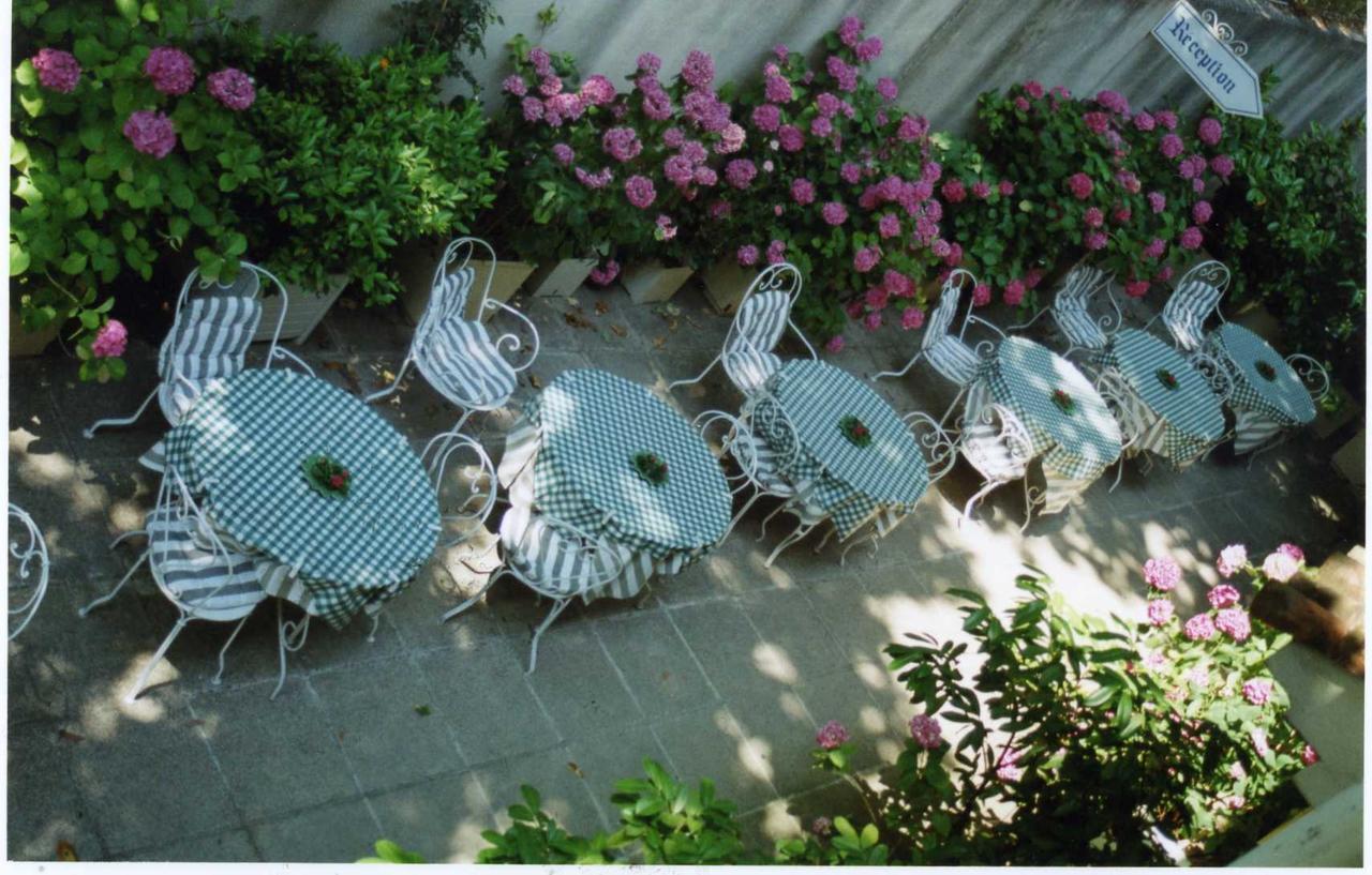 Hôtel le Prieuré Aix-en-Provence Exterior foto